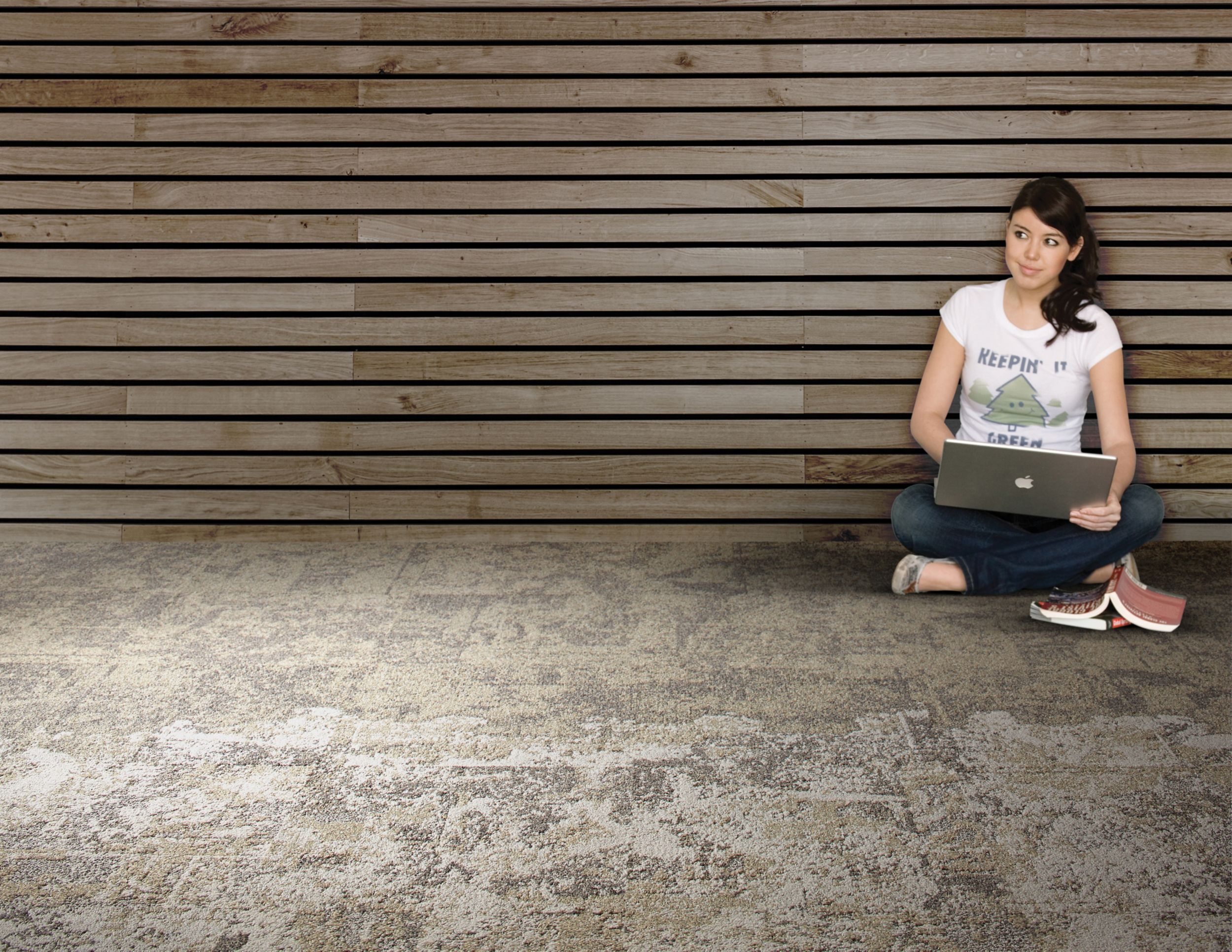 Interface B601, B602 and B603 carpet tile in open area with student Bildnummer 6